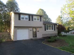 326 Inwood Dr, Syracuse, NY 13219