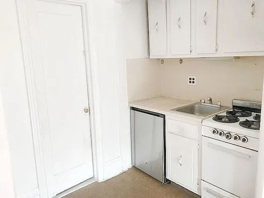 Rented by AJ Clarke | media 12