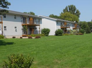 606 E 10th St APT 15, Dell Rapids, SD 57022