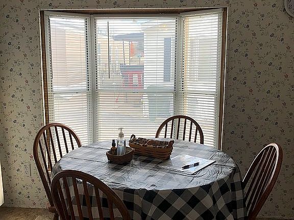 Eat In Kitchen