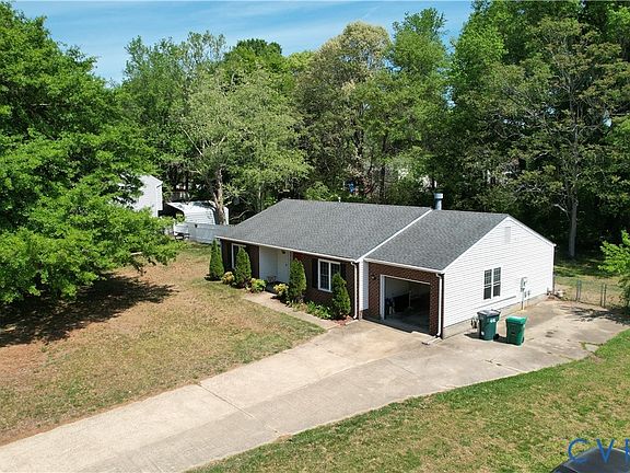 2nd image of 1151 Leslie Ann Dr