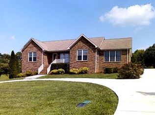 278 Mallory Cir, Livingston, TN 38570