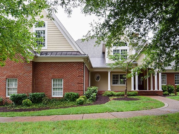2nd image of 1273 Potter Ln