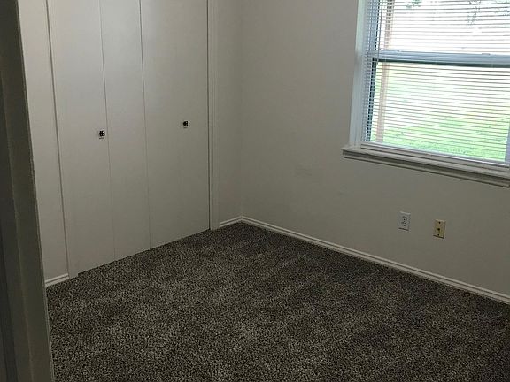 5th image of 125 Platt Ln