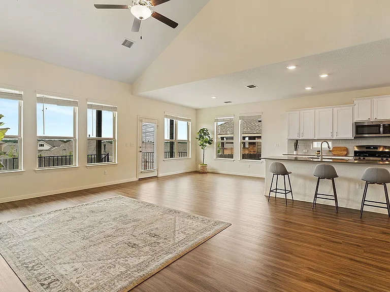 607 Allende Bnd — Photo 15