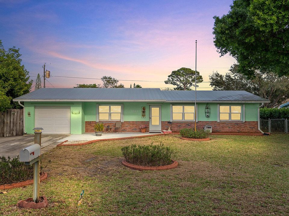 1st image of 1341 SE Seashell Lane