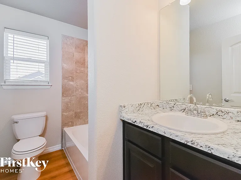 5307 Pabst Dr — Photo 14