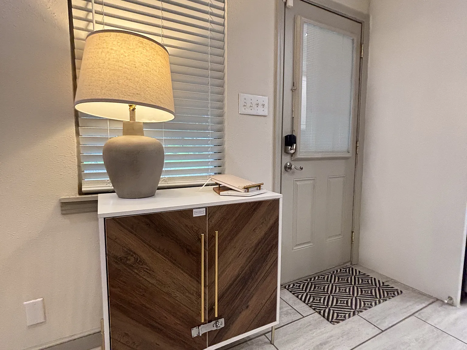 2 bed, 1457 sqft, $2,750 — Photo 4