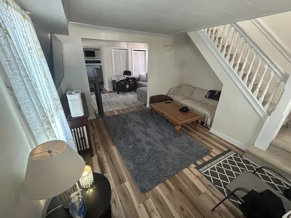 210 W Burk Ave, Wildwood, NJ 08260