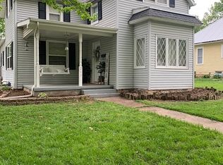 217 Kansas Ave, Holton, KS 66436