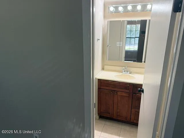 941 22nd St — Photo 12