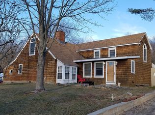 1642 Center Groton Rd, Ledyard, CT 06339