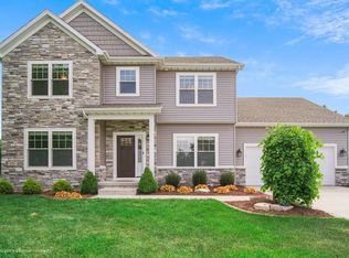 121 N Ridgeview Dr, Valparaiso, IN 46385