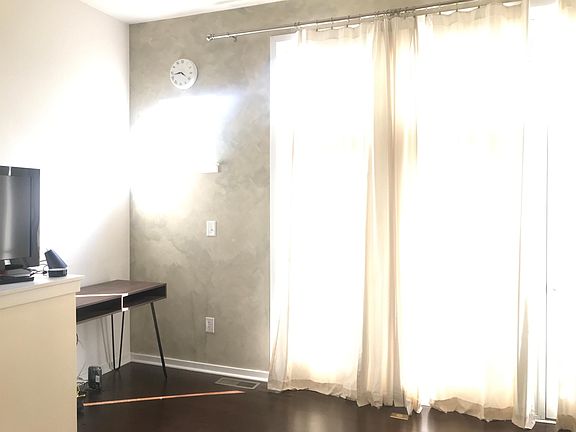 2nd image of 2125 Southend Dr APT 433