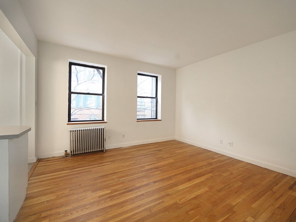 1st image of 113 Sullivan St #116