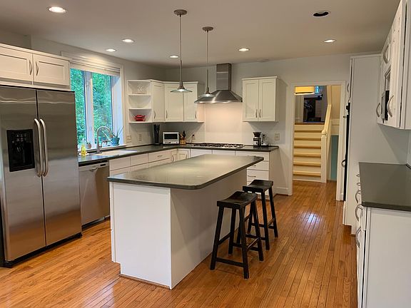 2nd image of 2536 Wrightwood Ave