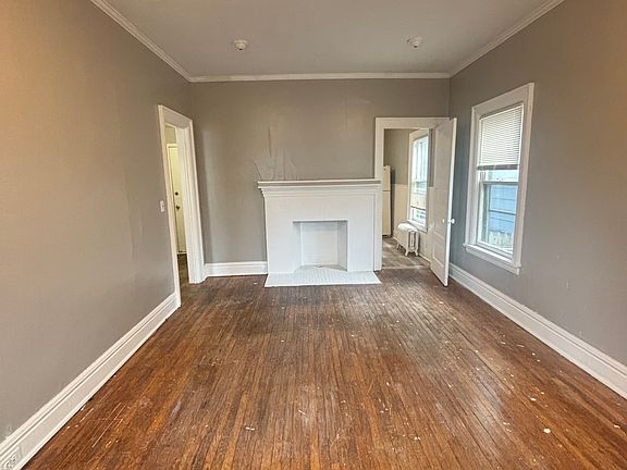 3rd image of 201 Norwood Ave #2