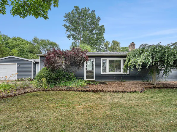 269 S 16th St, Otsego, MI 49078