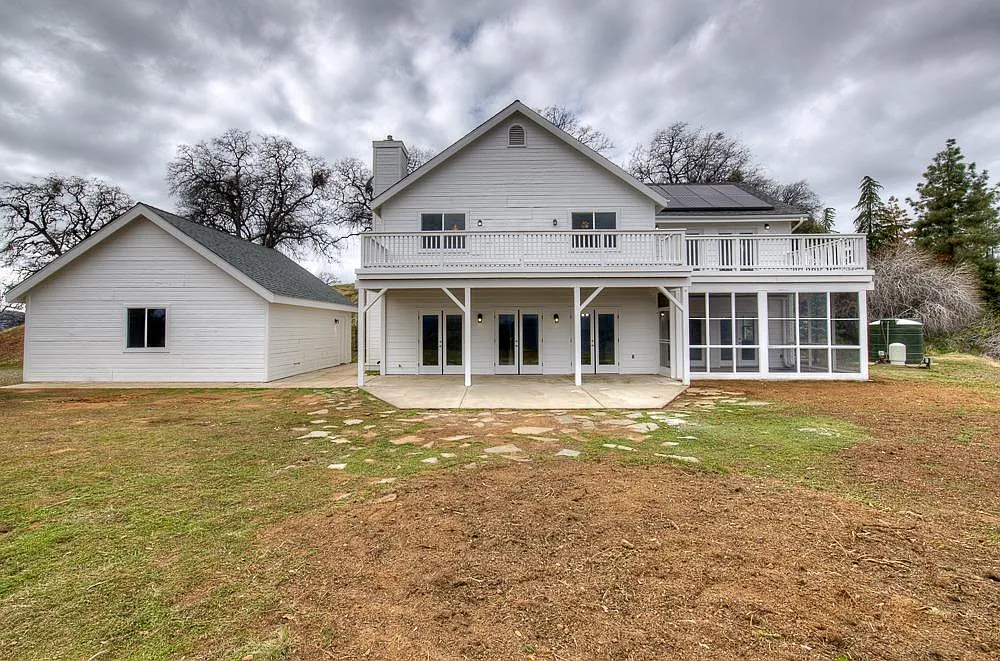 30547 Seminole Rd photo 1