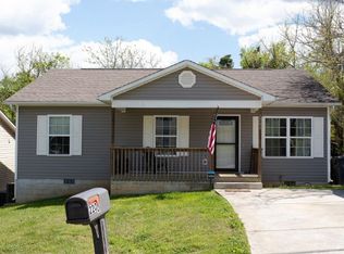 2200 Bernhurst Dr, Knoxville, TN 37918