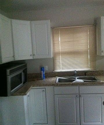 5th image of 60272 Fairlane Ave