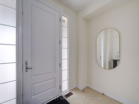 4th image of 113 Drizzel Cres