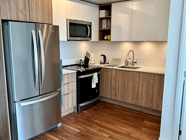 25 Holly St #2801 — Photo 6