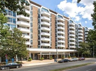 700 7th St SW APT 613, Washington, DC 20024