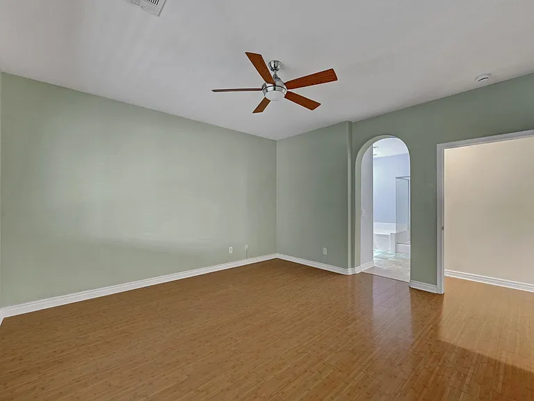10240 Gladstone Peak St N — Photo 24