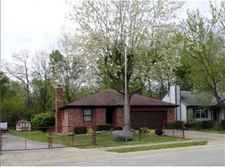 589 Spring Mill Dr, Mooresville, IN