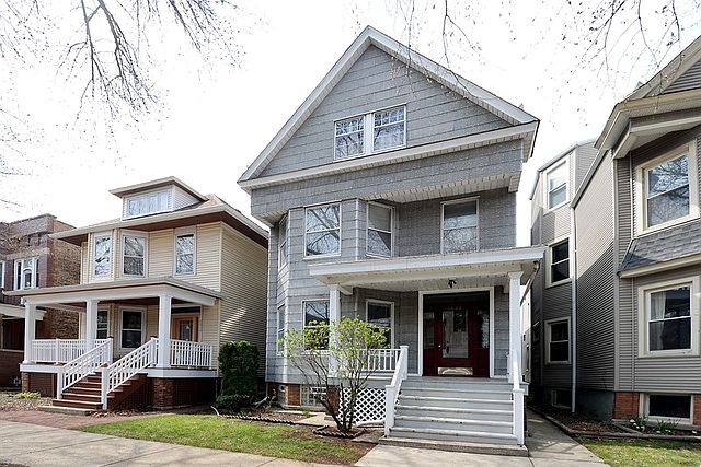 1st image of 3922 N Oakley Ave