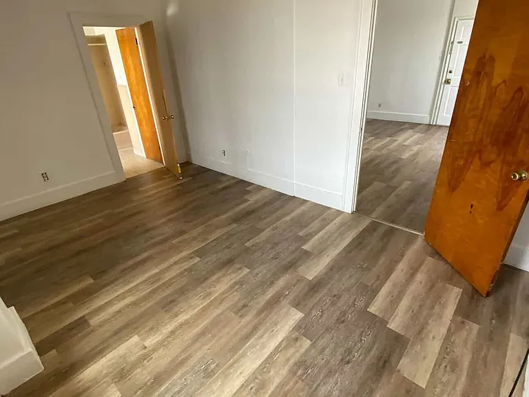 14 E Pike St #3C — Photo 4