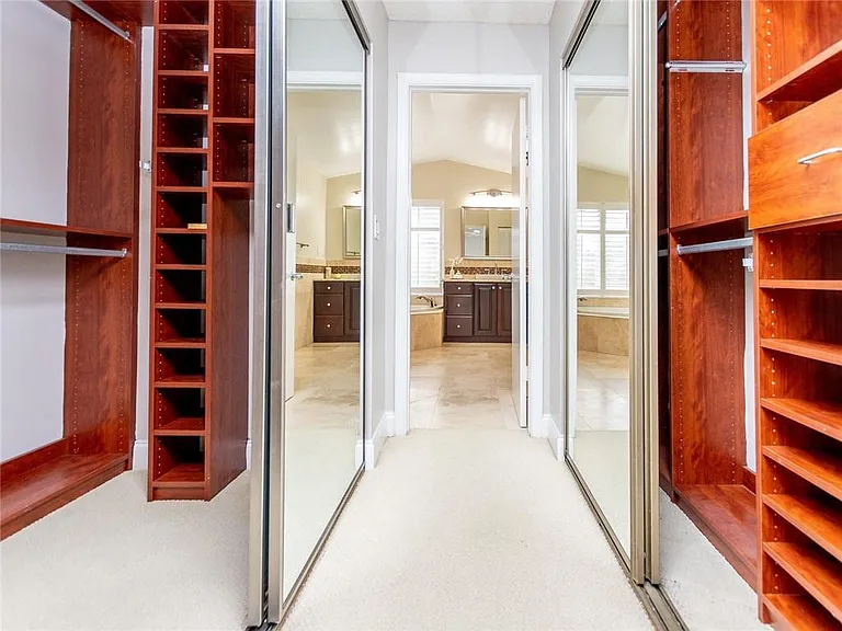 1230 Fairfax Ct — Photo 49
