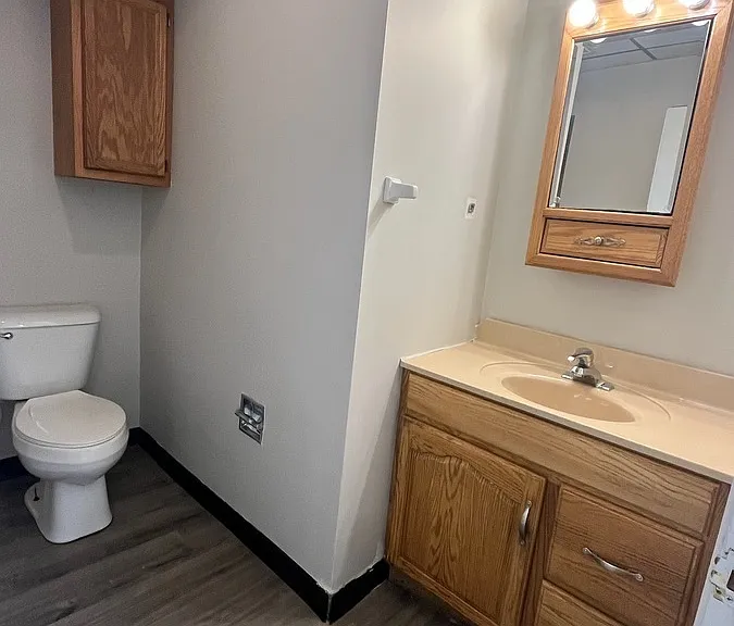 3353 Whitehall Rd — Photo 3
