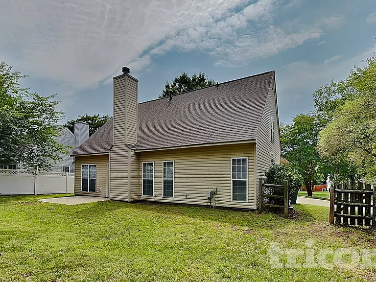3651 Stonefield St — Photo 19