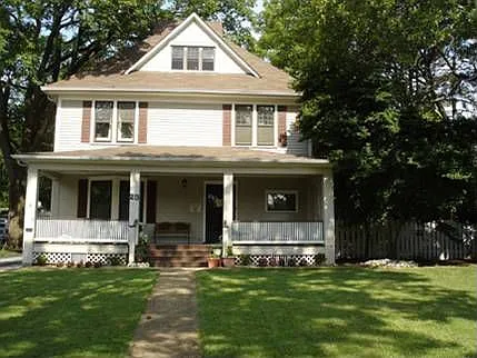 23 S Elm Ave photo 1