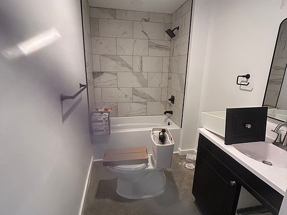 4th image of 515 W Lincoln Ave