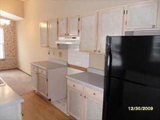 2nd image of 739 Fieldcrest Dr Unit C