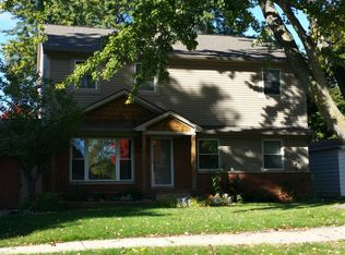 4171 Silver Birch Dr, Waterford, MI 48329