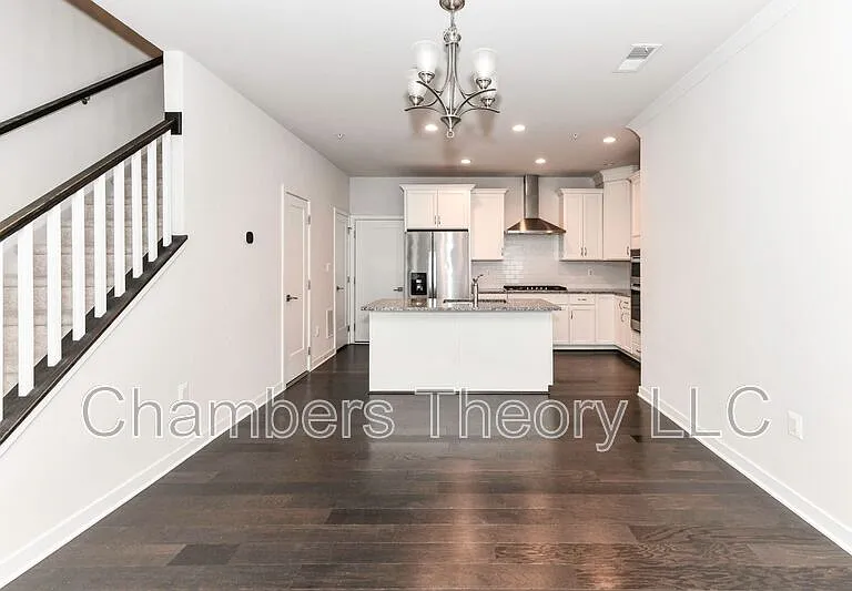 43185 Mongold Sq — Photo 10