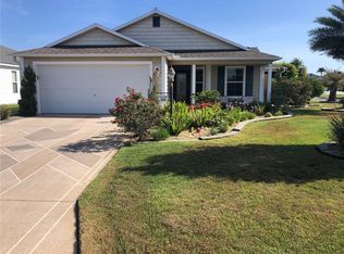 689 Eastbourne Ln, The Villages, FL 32163