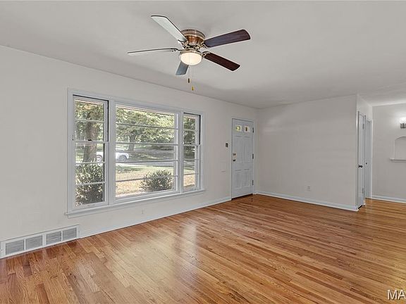 4th image of 1354 Stein Rd