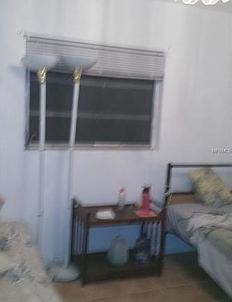 4th image of 1920 N Hastings St