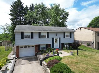 142 William Cir, Mc Kees Rocks, PA 15136