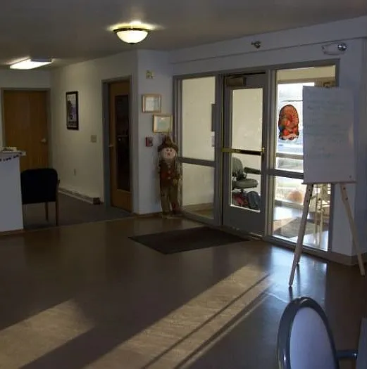 Dining/entry area