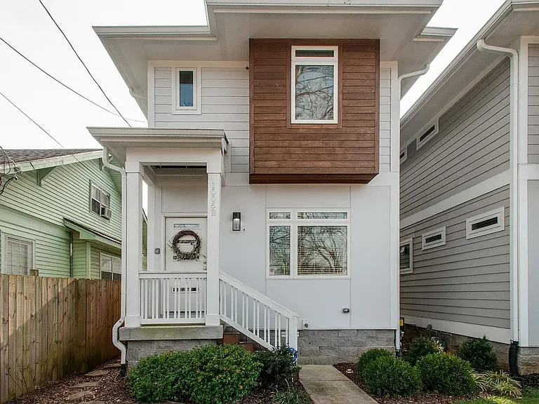 1006B Spain Ave #B — Photo 1