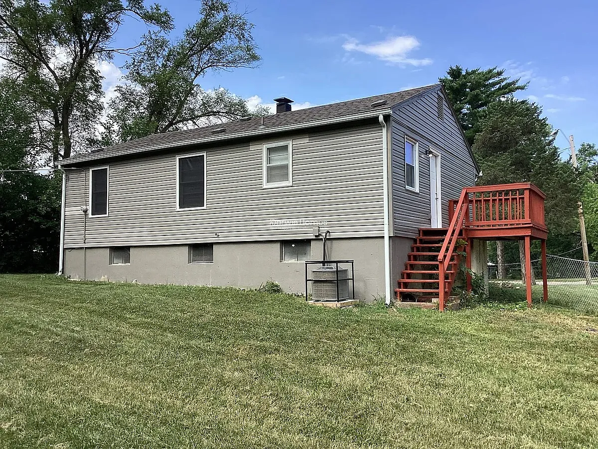 jpg - 3473 E 54th St