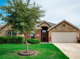 212 Ghost Rider Rd, Waxahachie, TX 75165