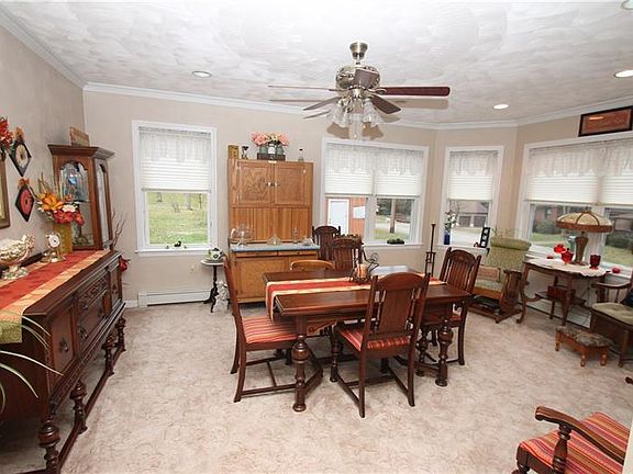 3rd image of 6 Houp Ln