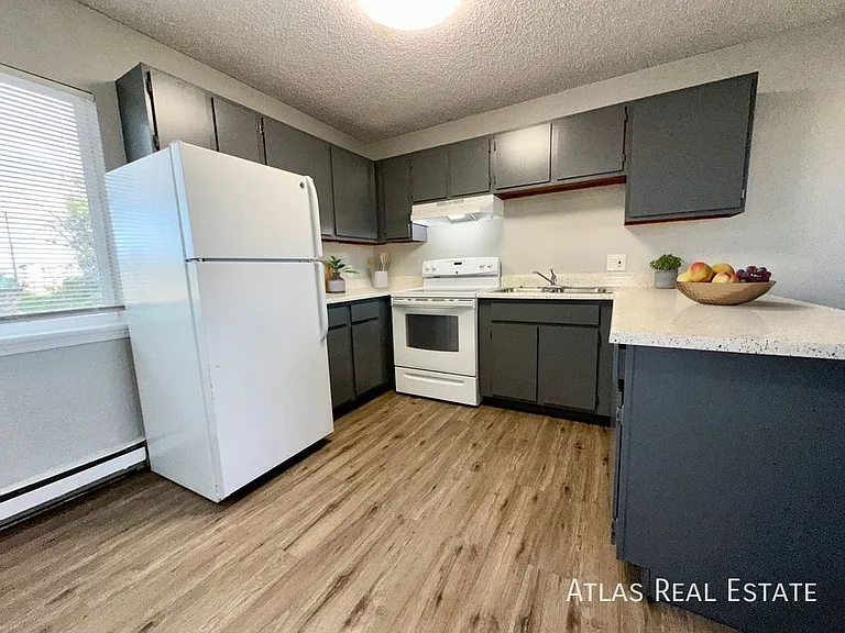 6895 Space Village Avenue — Photo 3